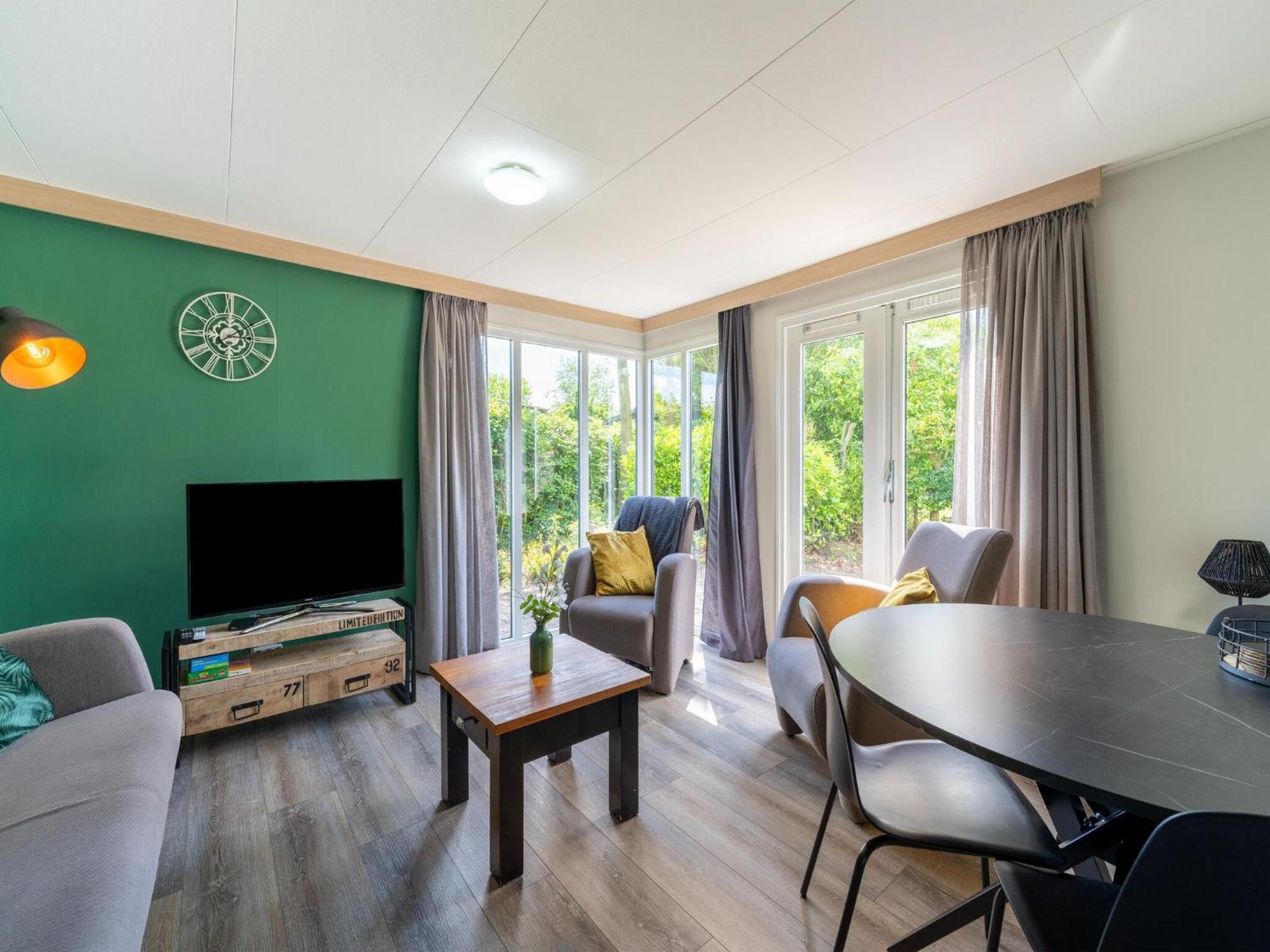 Cozy Chalet In Stegeren With A Terrace Eksteriør bilde
