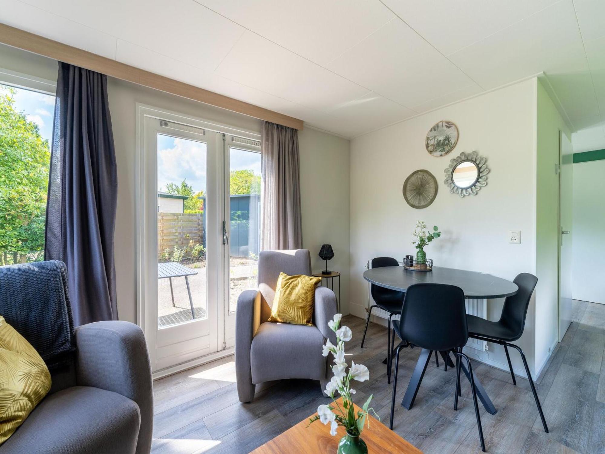 Cozy Chalet In Stegeren With A Terrace Eksteriør bilde