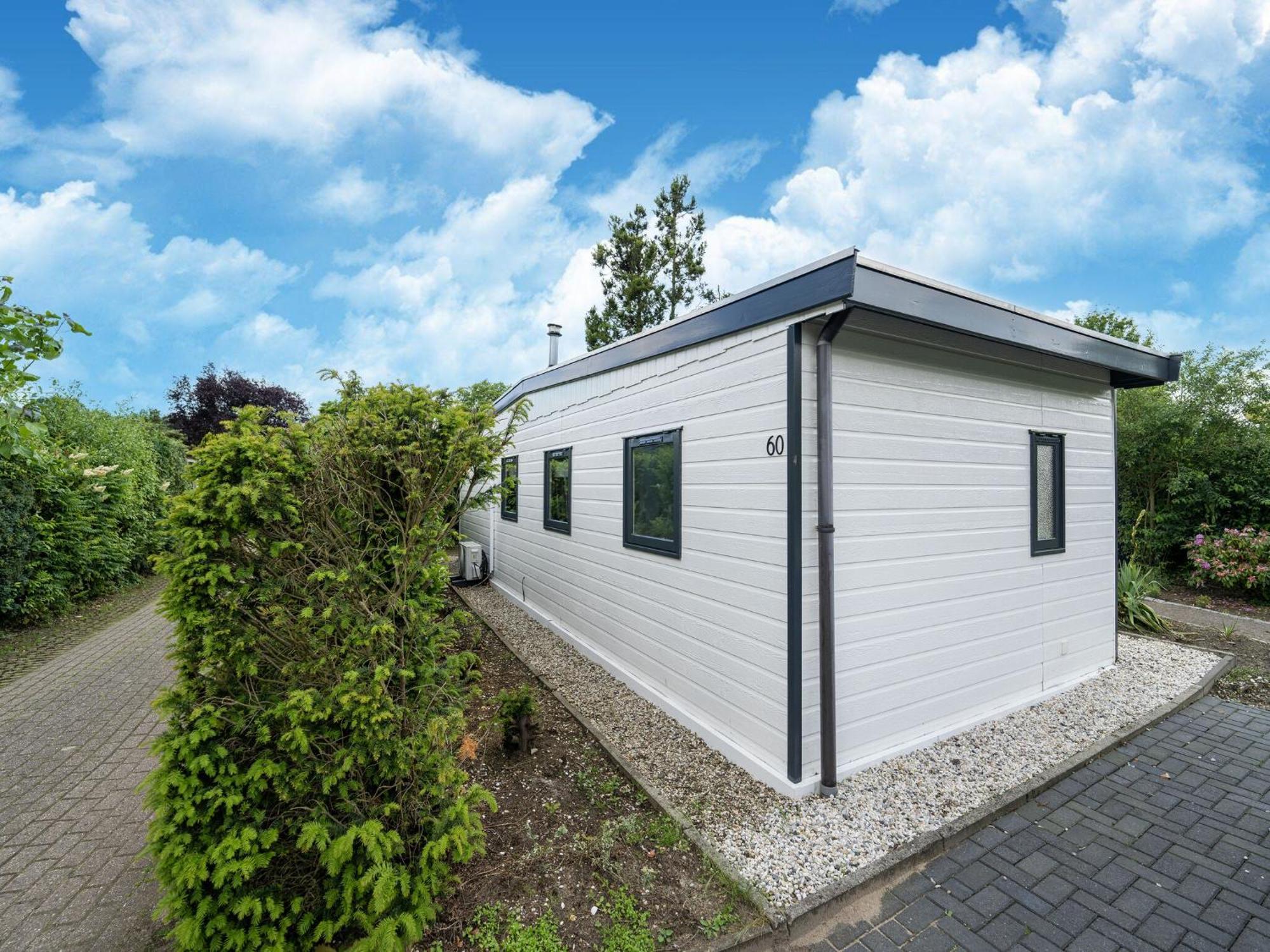 Cozy Chalet In Stegeren With A Terrace Eksteriør bilde